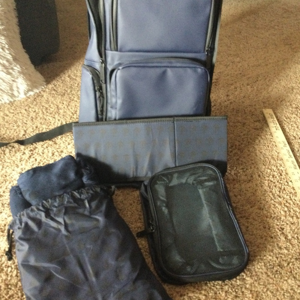 Disney Vacation Club travel bundle.  Back pack, fanny pack and passport wallet - Picture 2 of 6